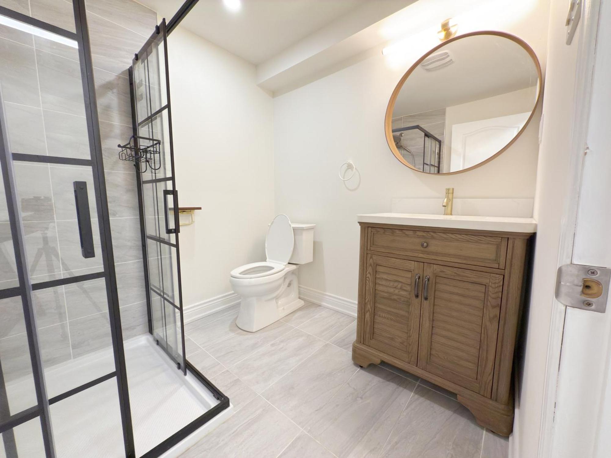 Cozy Room With Private Bath Near Don Mills Subway Торонто Екстериор снимка